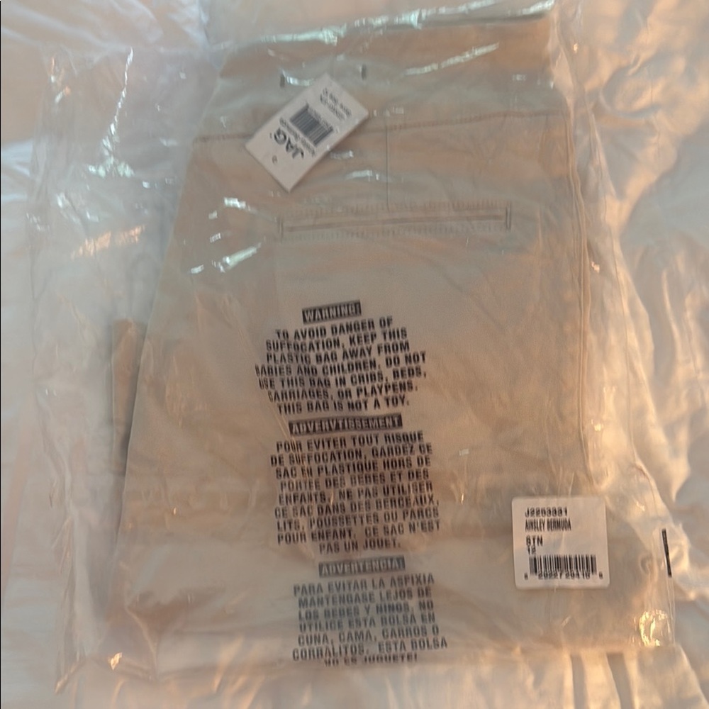 Jag Jeans Cream Bermuda Shorts size 12 stone- in bag NWT